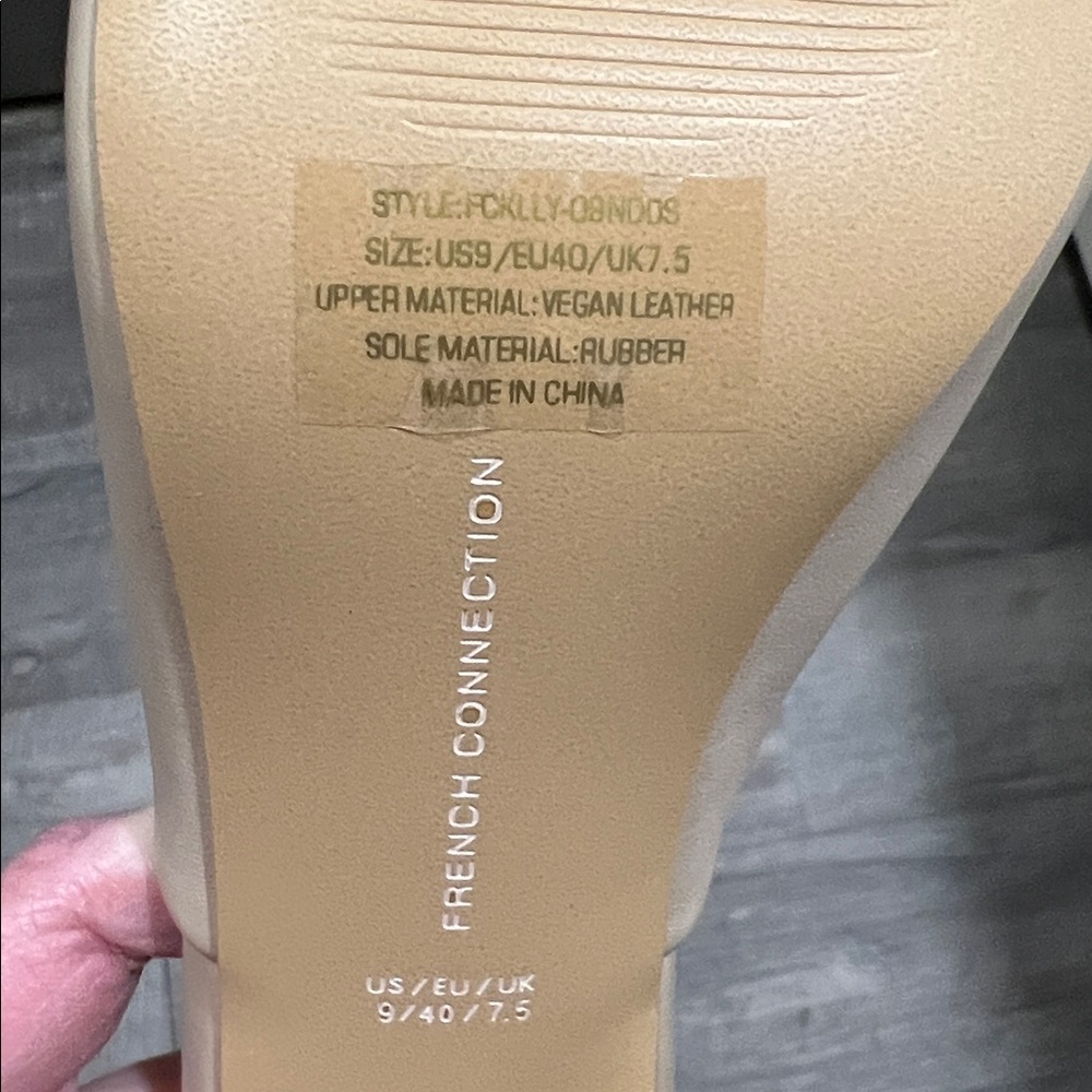 NEW French Connection Nude Kelly High Heel Toe Loop Slides Reg. $118 Size 9 - Picture 8 of 11